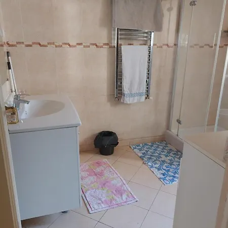 3 Pieces 64 M2 Dans 16, 2 Minutes Du Metro Michel Ange Auteuil, 6 Personnes Apartment Paris