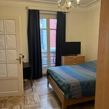 Apartment 3 Pieces 64 M2 Dans 16, 2 Minutes Du Metro Michel Ange Auteuil, 6 Personnes