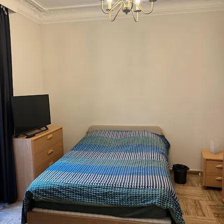 3 Pieces 64 M2 Dans 16, 2 Minutes Du Metro Michel Ange Auteuil, 6 Personnes Apartment Paris